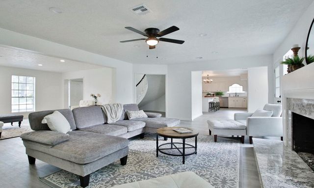 1526 Big Horn Drive, Houston, TX 77090