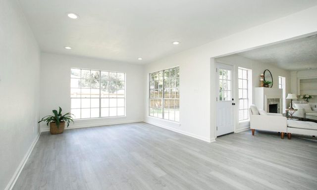 1526 Big Horn Drive, Houston, TX 77090