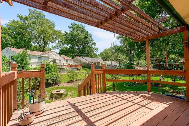8509 Wornall Road, Kansas City, MO 64114