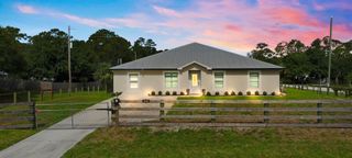 105 S Cardinal Place, Fort Pierce, FL 34945