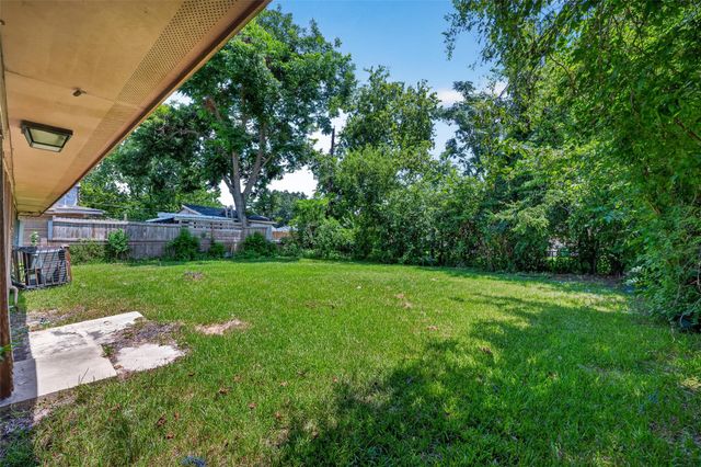 4310 Dacca Drive, Houston, TX 77047