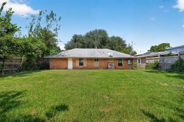 4310 Dacca Drive, Houston, TX 77047