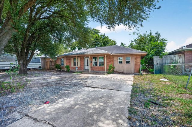 4310 Dacca Drive, Houston, TX 77047