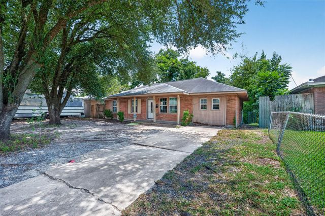 4310 Dacca Drive, Houston, TX 77047