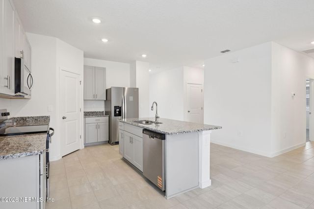 7361 EVERETT FOREST Drive, Jacksonville, FL 32219