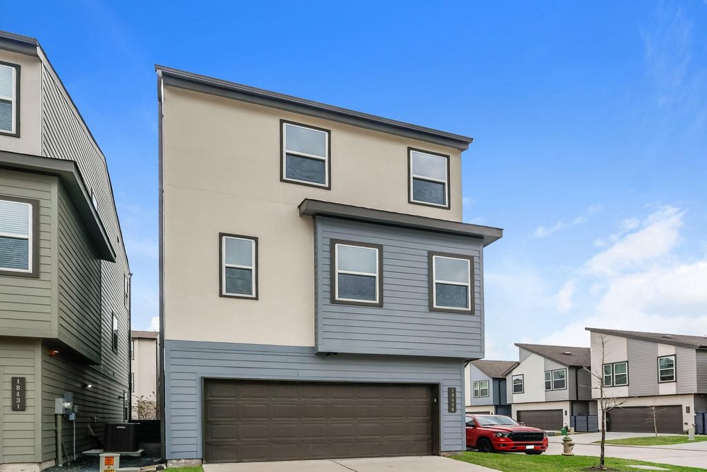 18435 Idyllic Alley, Shenandoah, TX 77385