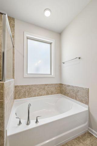 6430 Hickory Bell Dr, Murfreesboro, TN 37128