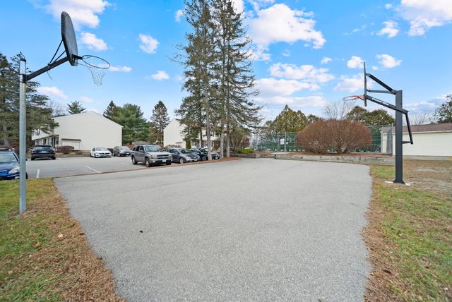 798 Court St Apt G, Keene, NH 03431