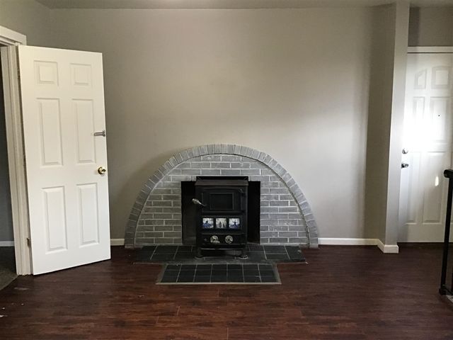 9458 Chamberlain Street, Romulus, MI 48174