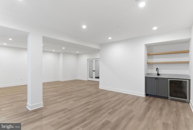 7705 HOLIDAY TER, Bethesda, MD 20817