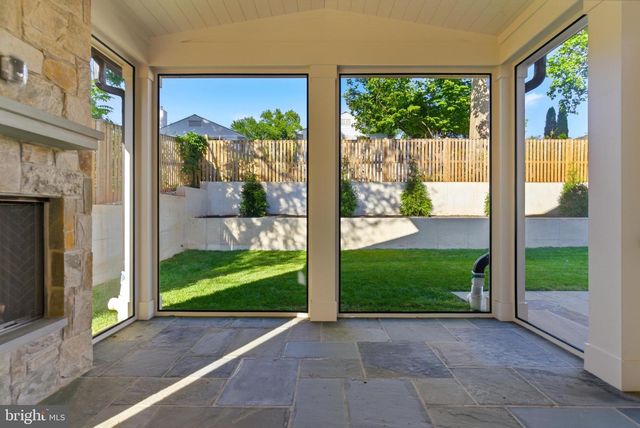 7705 HOLIDAY TER, Bethesda, MD 20817