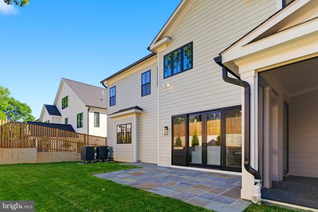 7705 HOLIDAY TER, Bethesda, MD 20817