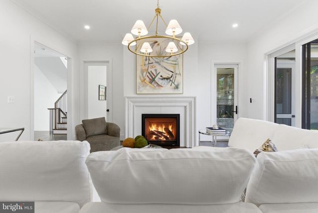 7705 HOLIDAY TER, Bethesda, MD 20817