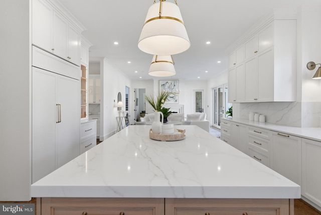 7705 HOLIDAY TER, Bethesda, MD 20817