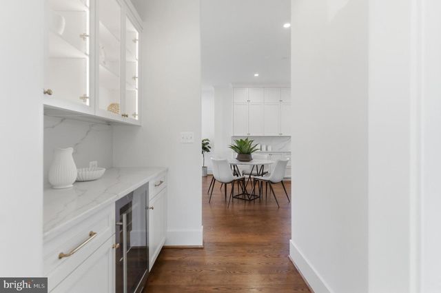 7705 HOLIDAY TER, Bethesda, MD 20817