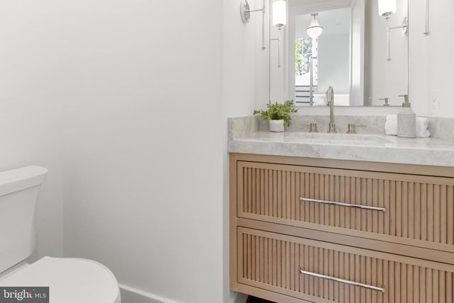 7705 HOLIDAY TER, Bethesda, MD 20817