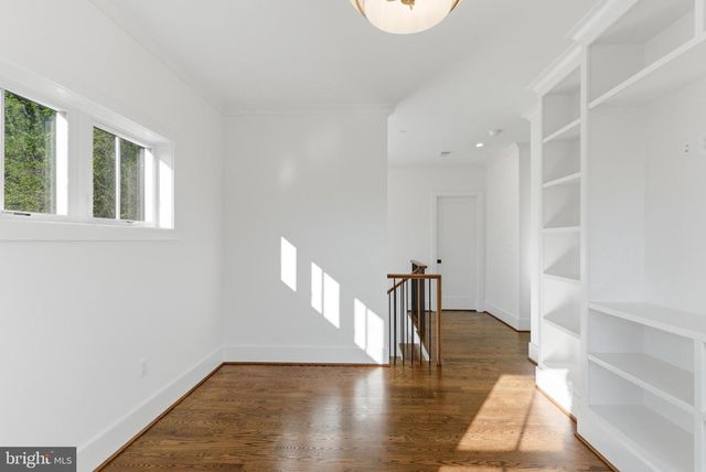 7705 HOLIDAY TER, Bethesda, MD 20817