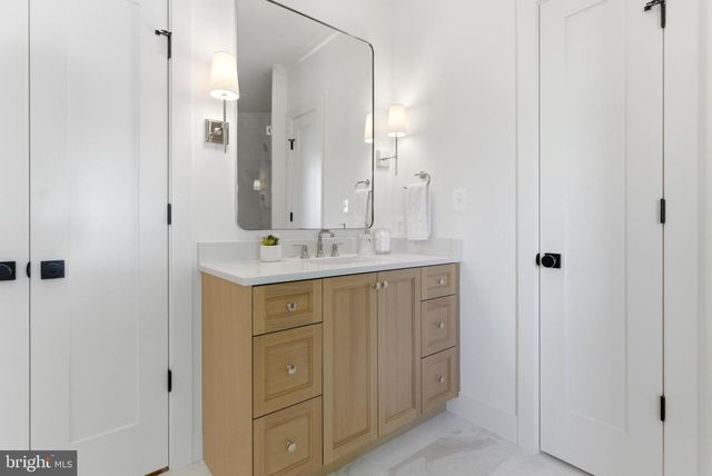7705 HOLIDAY TER, Bethesda, MD 20817