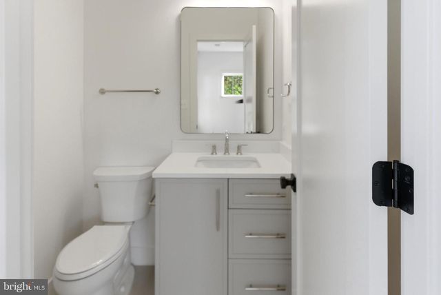 7705 HOLIDAY TER, Bethesda, MD 20817