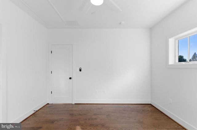 7705 HOLIDAY TER, Bethesda, MD 20817