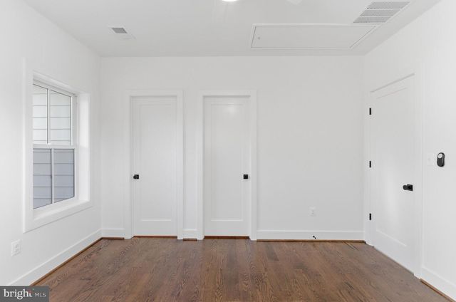 7705 HOLIDAY TER, Bethesda, MD 20817