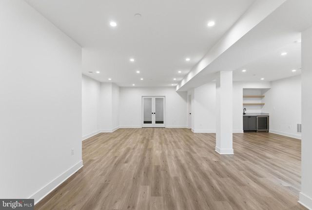 7705 HOLIDAY TER, Bethesda, MD 20817