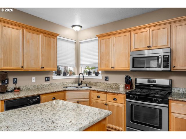 5510 TRIBUTE Way, Eugene, OR 97401