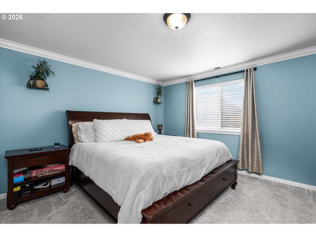 5510 TRIBUTE Way, Eugene, OR 97401