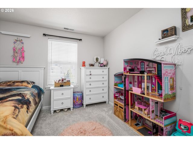 5510 TRIBUTE Way, Eugene, OR 97401