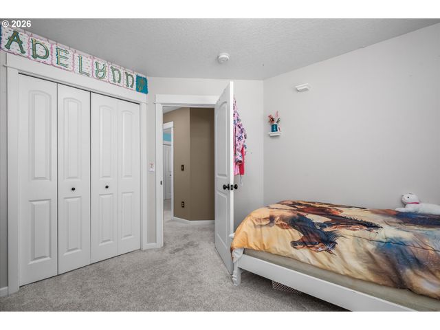 5510 TRIBUTE Way, Eugene, OR 97401