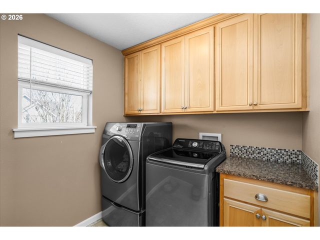 5510 TRIBUTE Way, Eugene, OR 97401