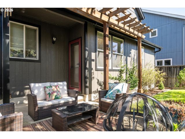 5510 TRIBUTE Way, Eugene, OR 97401