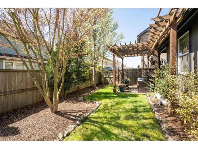 5510 TRIBUTE Way, Eugene, OR 97401