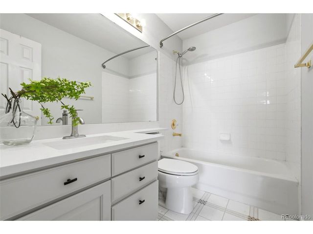 14172 W Bates Ave, Lakewood, CO 80228