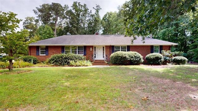 205 Meadowfield RD, Yorktown, VA 23692