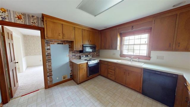 205 Meadowfield RD, Yorktown, VA 23692