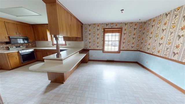 205 Meadowfield RD, Yorktown, VA 23692