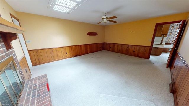 205 Meadowfield RD, Yorktown, VA 23692