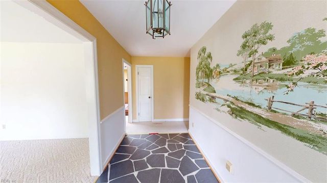205 Meadowfield RD, Yorktown, VA 23692