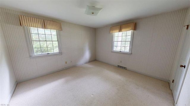 205 Meadowfield RD, Yorktown, VA 23692