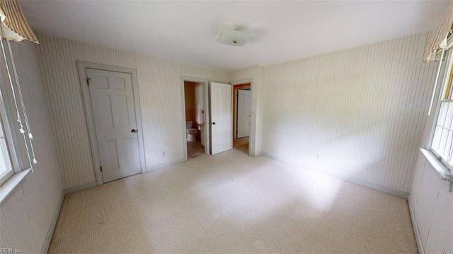 205 Meadowfield RD, Yorktown, VA 23692