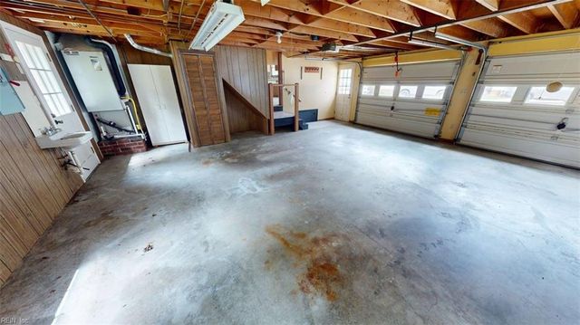 205 Meadowfield RD, Yorktown, VA 23692