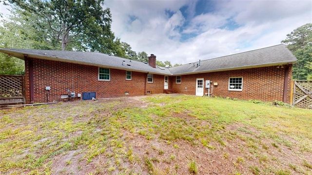 205 Meadowfield RD, Yorktown, VA 23692