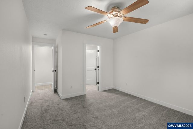 3268 Indian Wells Lp S, Salem, OR 97302