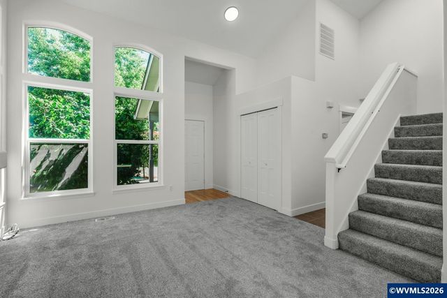 3268 Indian Wells Lp S, Salem, OR 97302