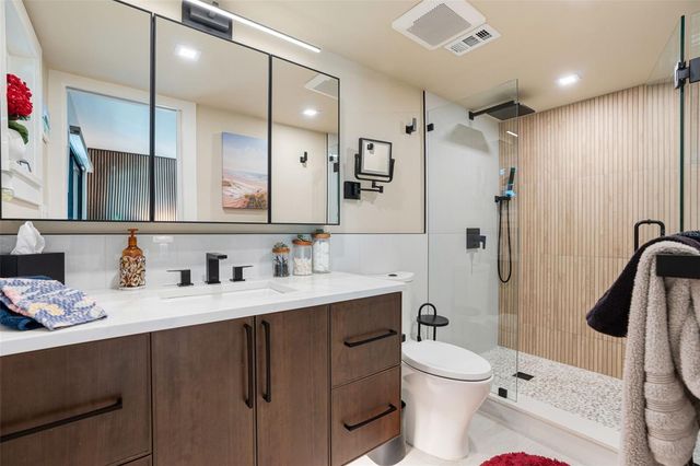 9397 MIDNIGHT PASS ROAD 905, Sarasota, FL 34242