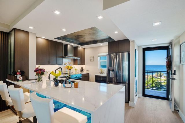 9397 MIDNIGHT PASS ROAD 905, Sarasota, FL 34242