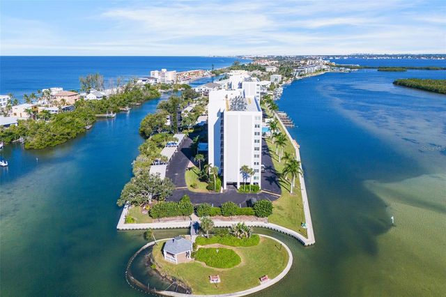 9397 MIDNIGHT PASS ROAD 905, Sarasota, FL 34242