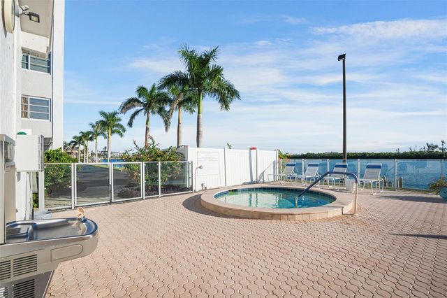 9397 MIDNIGHT PASS ROAD 905, Sarasota, FL 34242