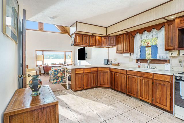 10139 Lucas Road, Three Rivers, MI 49093